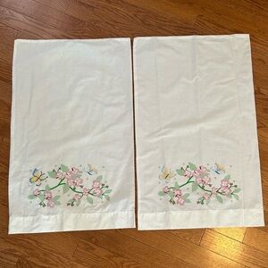 VTG Counted Cross Stitch PIllowcase Pillow Case Floral 1 Undone 1 Partially Don…
